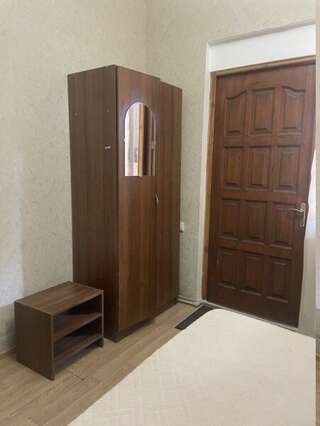 Гостиница Сальма Адлер 2-х местный Эконом с двуспальной кроватью-4