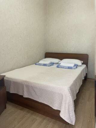 Гостиница Сальма Адлер 2-х местный Эконом с двуспальной кроватью-1